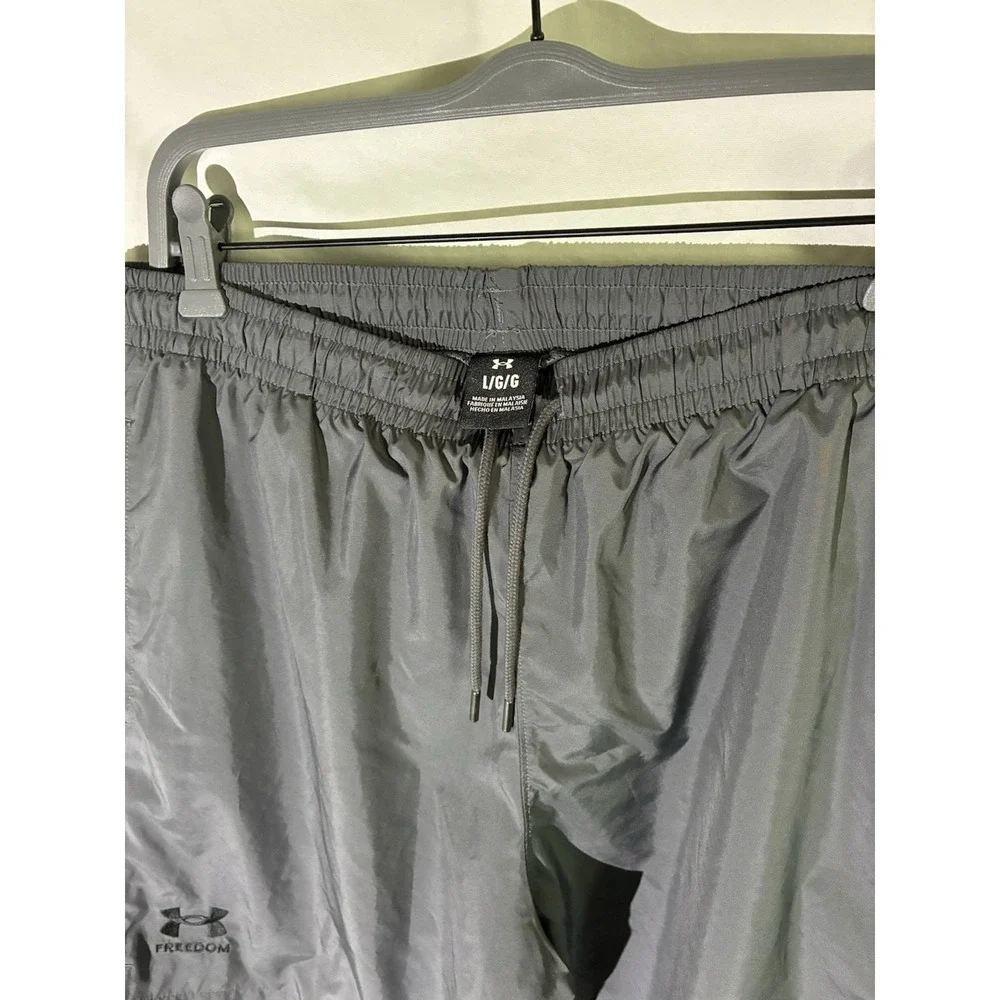 Under Armour Freedom Men's Gray Athletic Shorts Gym L Drawstring Pockets